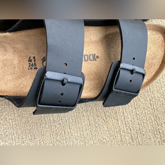 Women’s Birkenstock slide sandal - Picture 4 of 7